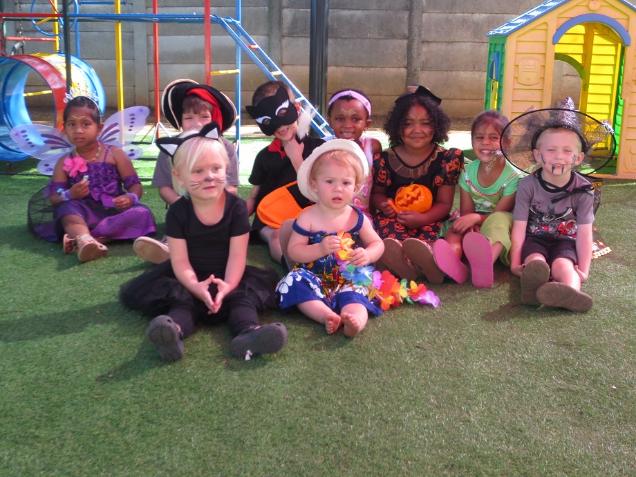 group halloween